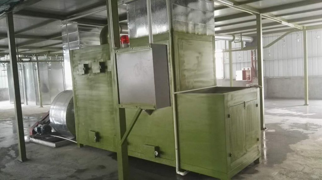 Hot air furnace for biomass fuel combustion
